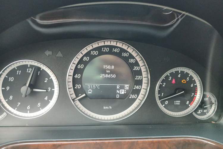 Used Mercedes-Benz E-Class 2011 E 300 L Elegant Model Instrument Cluster