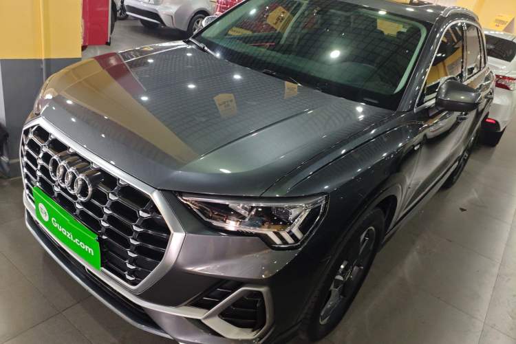 Used Audi Q3 2019 40 TFSI Fashion Dynamic Model