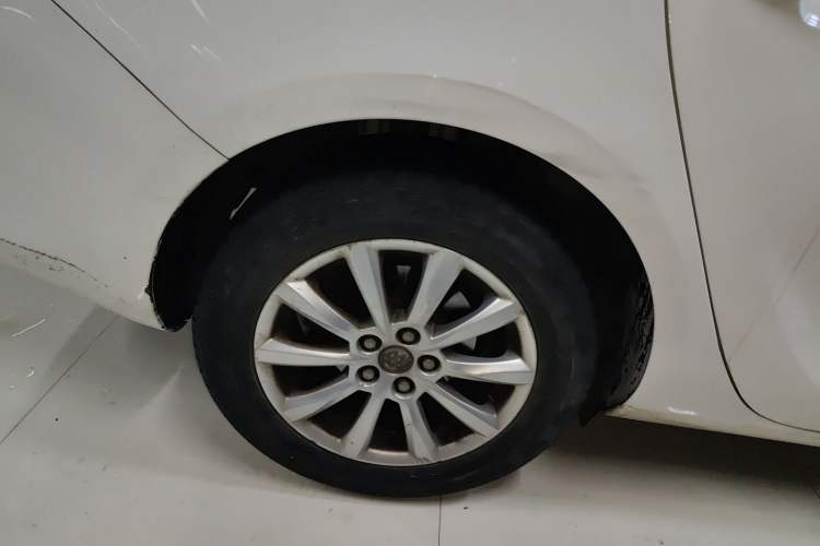 Used Buick GT 2013 GT 1.6L Automatic Fashion Edition Exterior 5