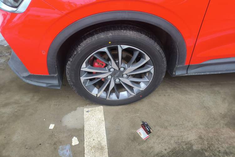 Used Geely Auto Coolray 2019 Sport Model 260T DCT Battle China V Standard Left Front Wheel Hub