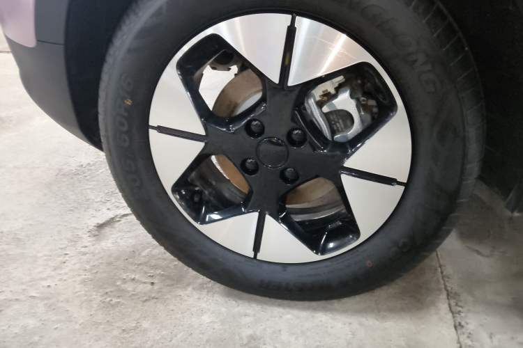 Used Geely Galaxy Geome 2025 310km Dream Edition Right Rear Wheel Hub