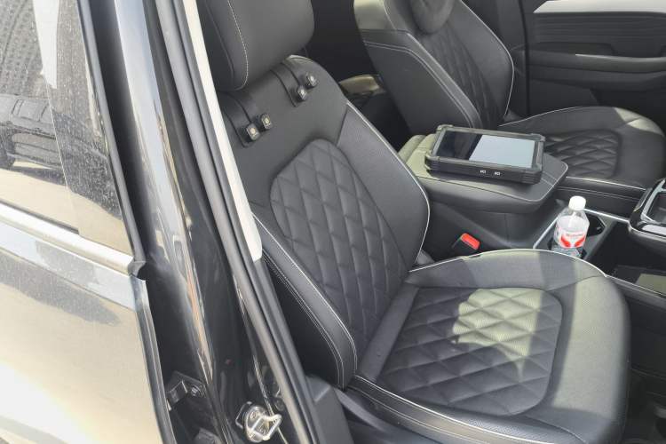 Used Volkswagen Talagon 2022 380TSI Four-Wheel Drive Flagship Shengjing Edition 6 Seats Right Front Seat