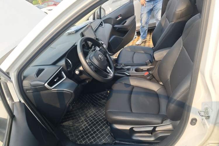 Used Toyota Allion 2021 2.0L Luxury Edition Left Front Seat