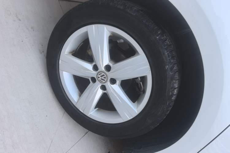 Used Volkswagen Lavida 2017 1.6L Automatic Fashion Edition