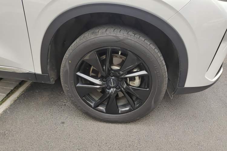 Used Haval H6 2021 3rd Generation 2.0T Automatic Two-Wheel Drive Max Right Front Wheel Hub