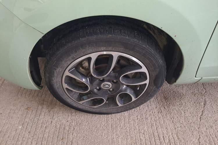 Used CHANGAN Benni E-Star 2021 National Edition Xinyi Version (Fast-Charging Edition) Lithium Iron Phosphate (31.95 kWh) Left Front Wheel Hub