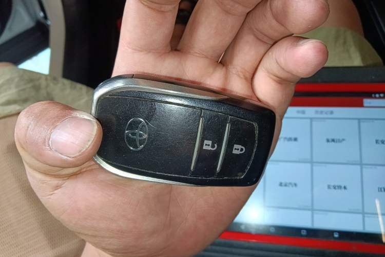 Used Toyota RAV4 2016 2.5L Automatic 4x4 Elite Edition