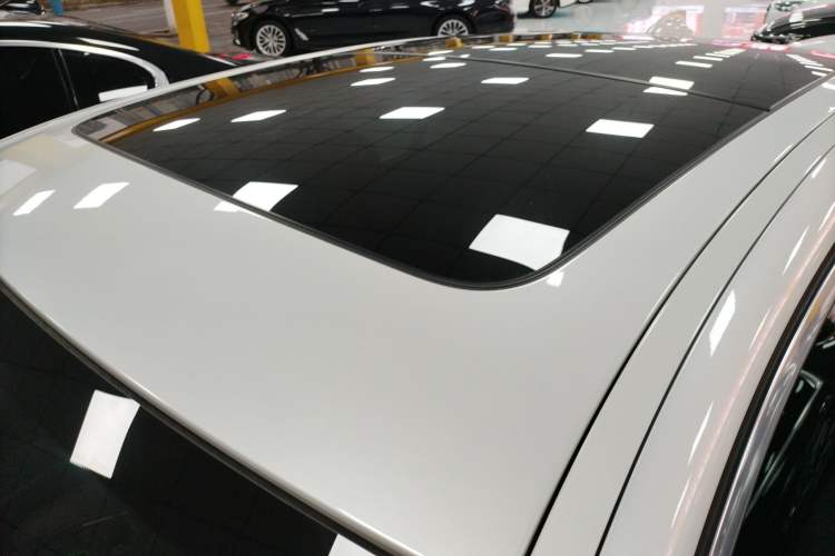 Used BMW 5 Series 2022 Second Facelift 530Li Luxury Edition Premium Package
