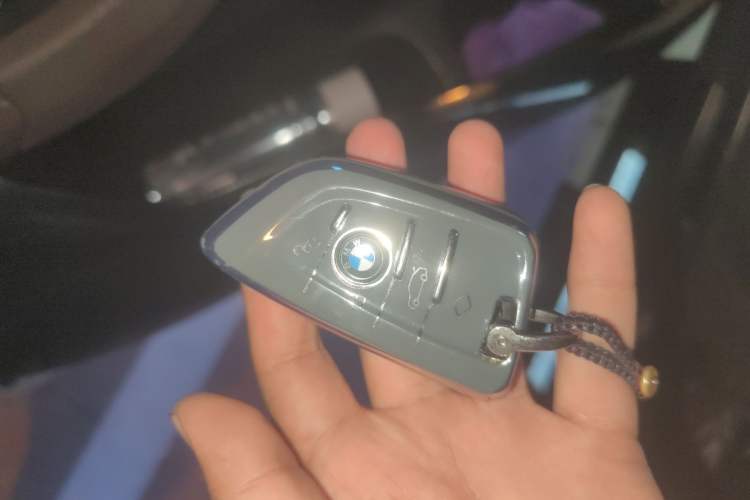 Used BMW X3 2022 xDrive25i M Sport Package Vehicle Key