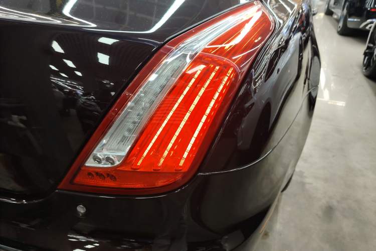 Used Jaguar XJ 2014 XJL 2.0T Two-Wheel-Drive Elegant Business Edition
