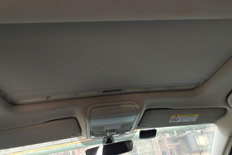 Used Volkswagen Sagitar 2018 1.6L Manual Comfort Model Headliner