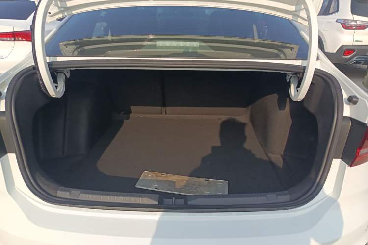 Used Volkswagen Lavida 2023 300TSI DSG Starry Full-Comfort Edition