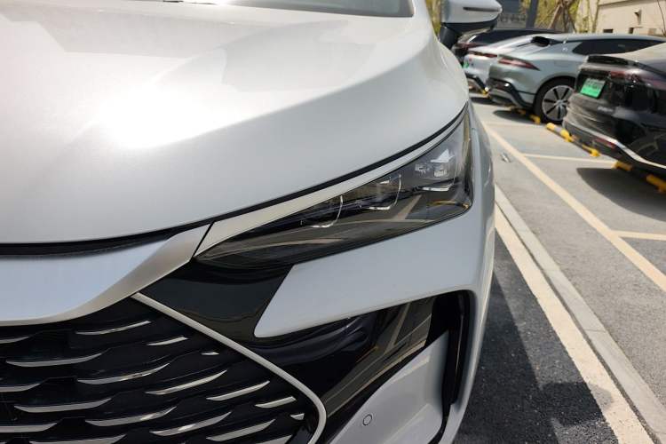 Used BYD Tang New Energy 2025 Intelligent Driving Version DM-i 115KM Flagship Edition Left Front Headlight