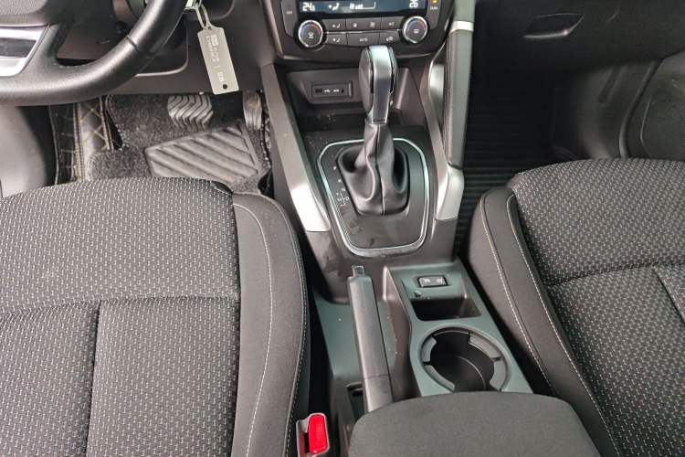 Used Renault Kadjar 2016 2.0L Two-Wheel Drive Leading Edition