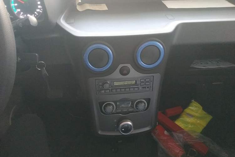 Used Foton Intelligent Blue Elf E7 2024 Facelifted All-Electric Van Flat Roof 2 Seats Evey Lithium Energy 41.86 kWh