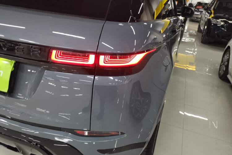 Used Land Rover Range Rover Evoque 2021 Range Rover Velar 249 PS R-Dynamic S Performance Edition