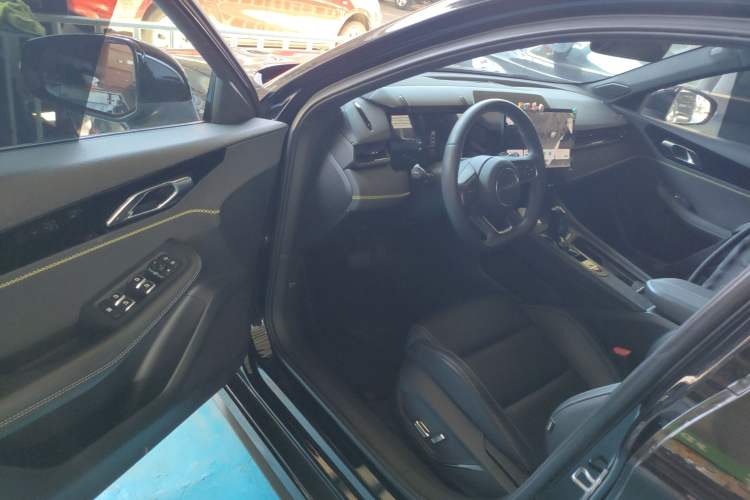 Used Lynk & Co 03 2023 1.5TD DCT JingPlus