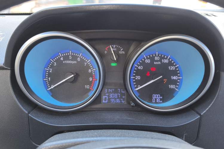 Used Karry Youyou EV 2021 Van Model SQR5037