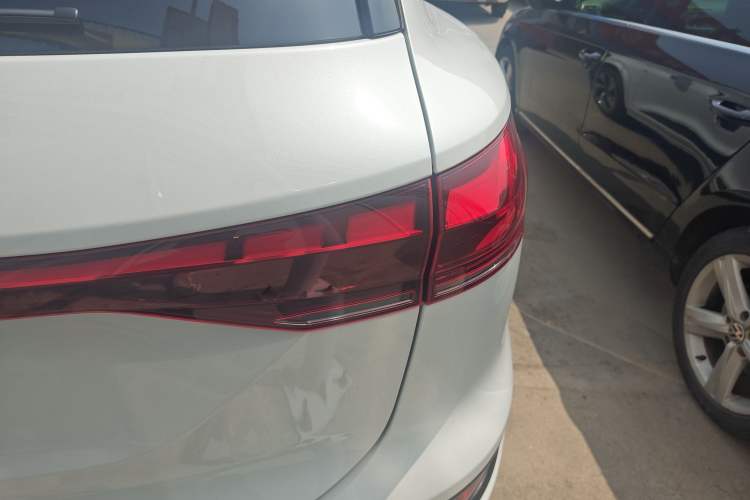 Used Audi Q6L e-tron 2026 Ultra-Long Range Edition Right Rear Taillight