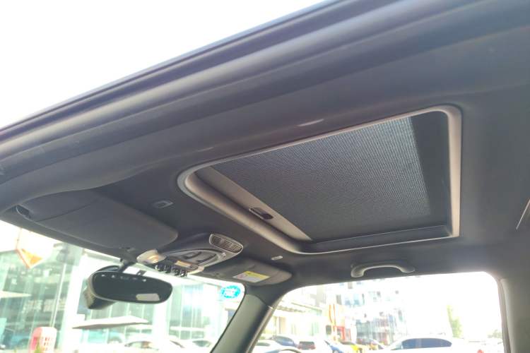 Used MINI 2019 1.5T COOPER Racing Driver
