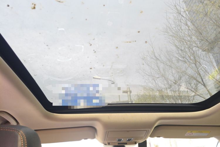 Used Jaguar F-PACE 2018 2.0T Two-Wheel Drive Urban Deluxe Edition