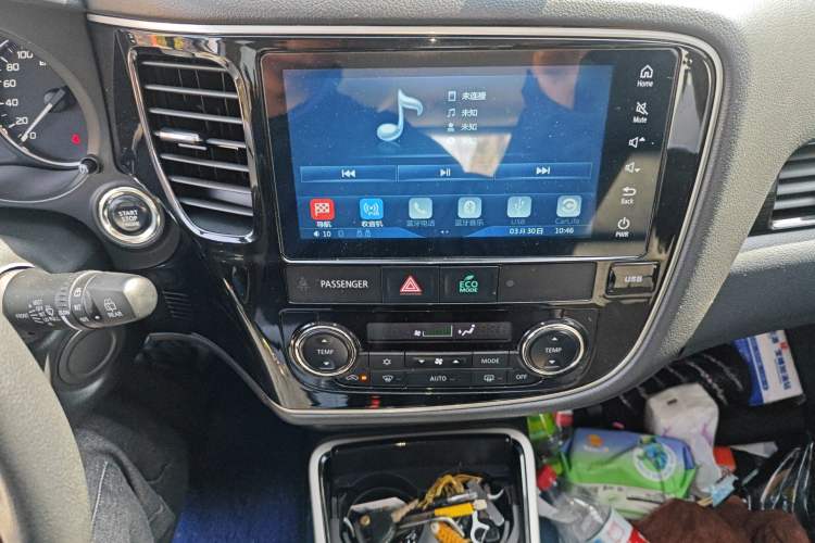 Used Mitsubishi Outlander 2019 2.0L Two-Wheel Drive Comfort Edition 5 Seats China VI Standard