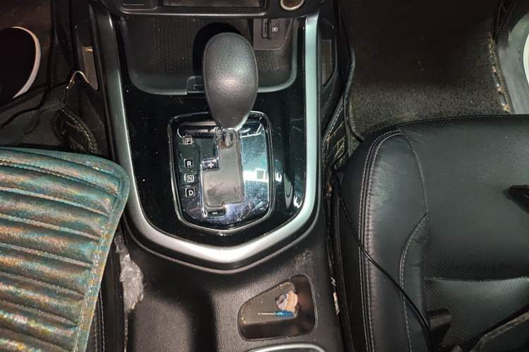 Used Nissan Terra 2018 2.5L Automatic 2WD Luxury Edition
