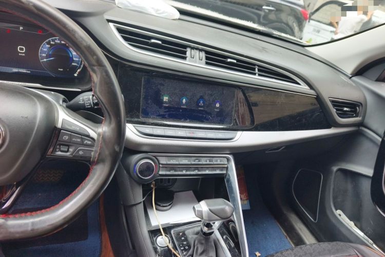 Ojetý Dongfeng Aeolus AX7 2019 1.6T Automatic AI Navigation Model Enjoyment Version China VI Standard