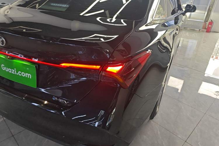 Used Toyota Avalon 2024 Dual-Motor 2.0L Premium Edition
