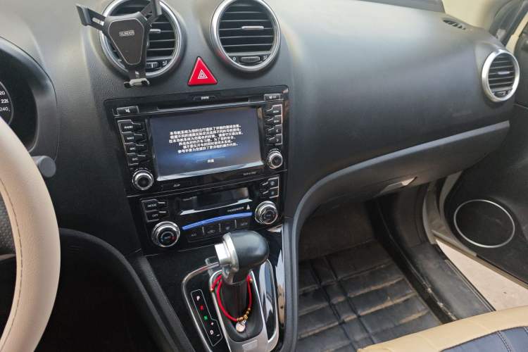 Used Haval H6 2016 Upgraded Model 1.5T Automatic Two-Wheel Drive Elite Version