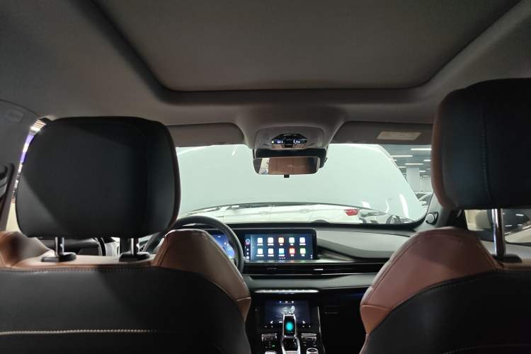 Used Chery Tiggo 8 PLUS 2022 290TGDI DCT Luxury Edition Headliner