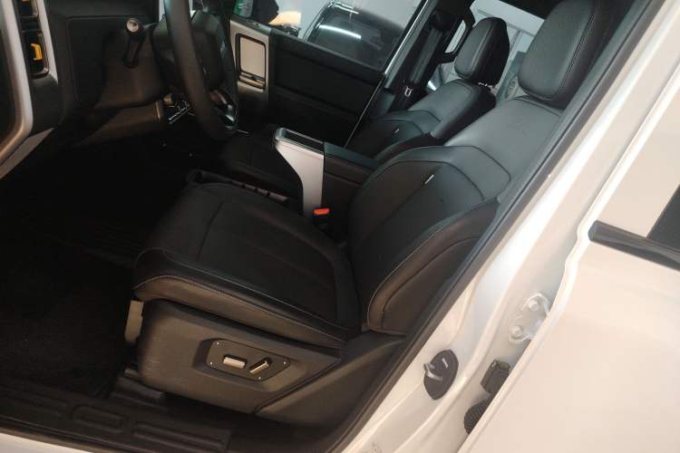 Used iCAR V23 2025 401 Two-Wheel Drive Advanced Edition Left Front Seat