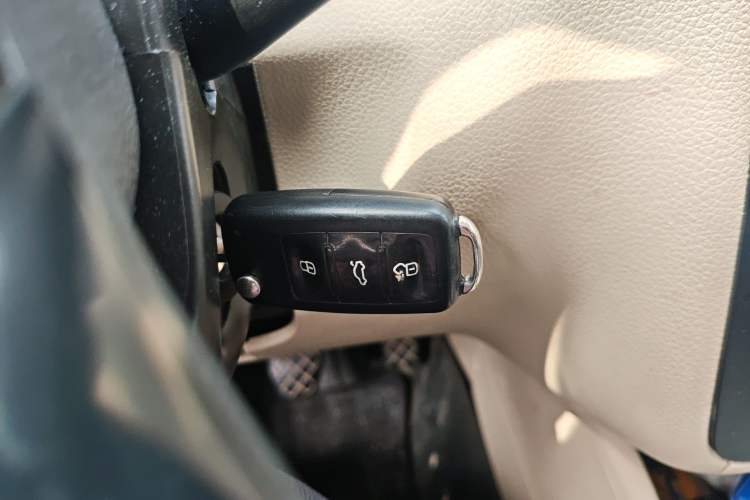 Used Volkswagen Bora 2012 1.6L Manual Stylish & Great Value Edition