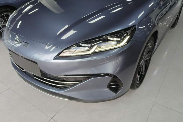 Used BYD Seal 06 New Energy 2024 DM-i 120KM Flagship Model
