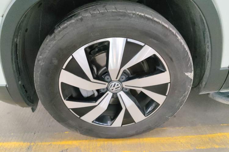 Used Volkswagen Tayron 2019 330TSI Two-Wheel Drive Luxury Model China VI Standard Exterior 4