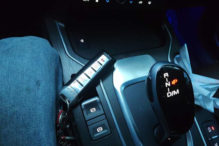 Used Wey VV6 2020 2.0T Two-Wheel Drive Smart Enjoyment+ Vehicle Key