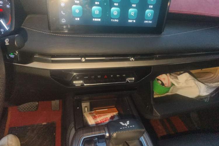 Used Wuling Jiachen 2022 1.5T CVT Smart Luxury Version