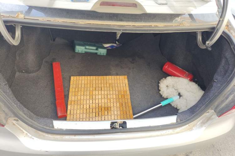 Used FAW Xiali N5 2014 1.0L Manual Standard Edition
