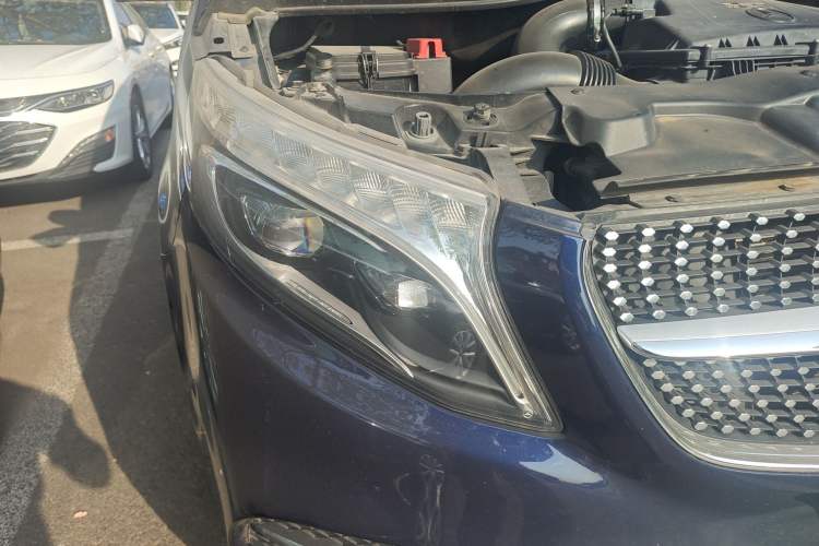 Used Mercedes-Benz V-Class 2021 V 260 L Long-wheelbase Luxury Edition