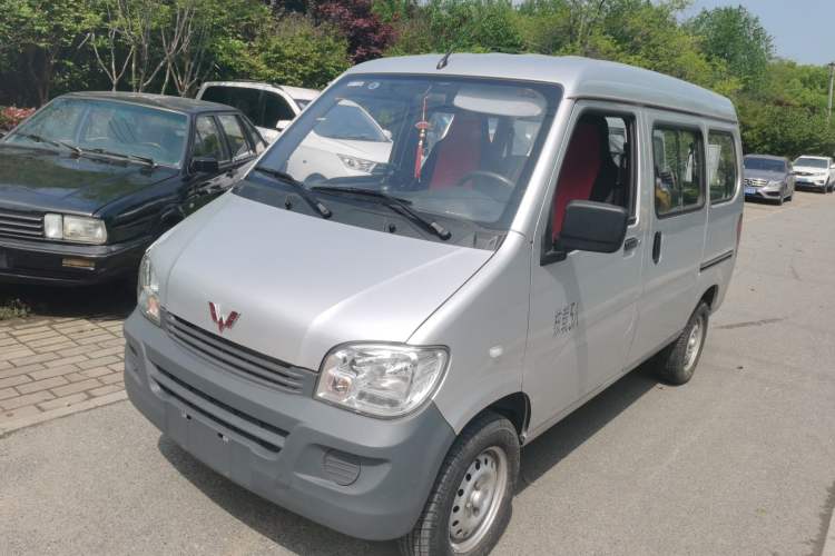 Used Wuling Zhiguang 2023 1.5L Practical Version 5/7 Seats