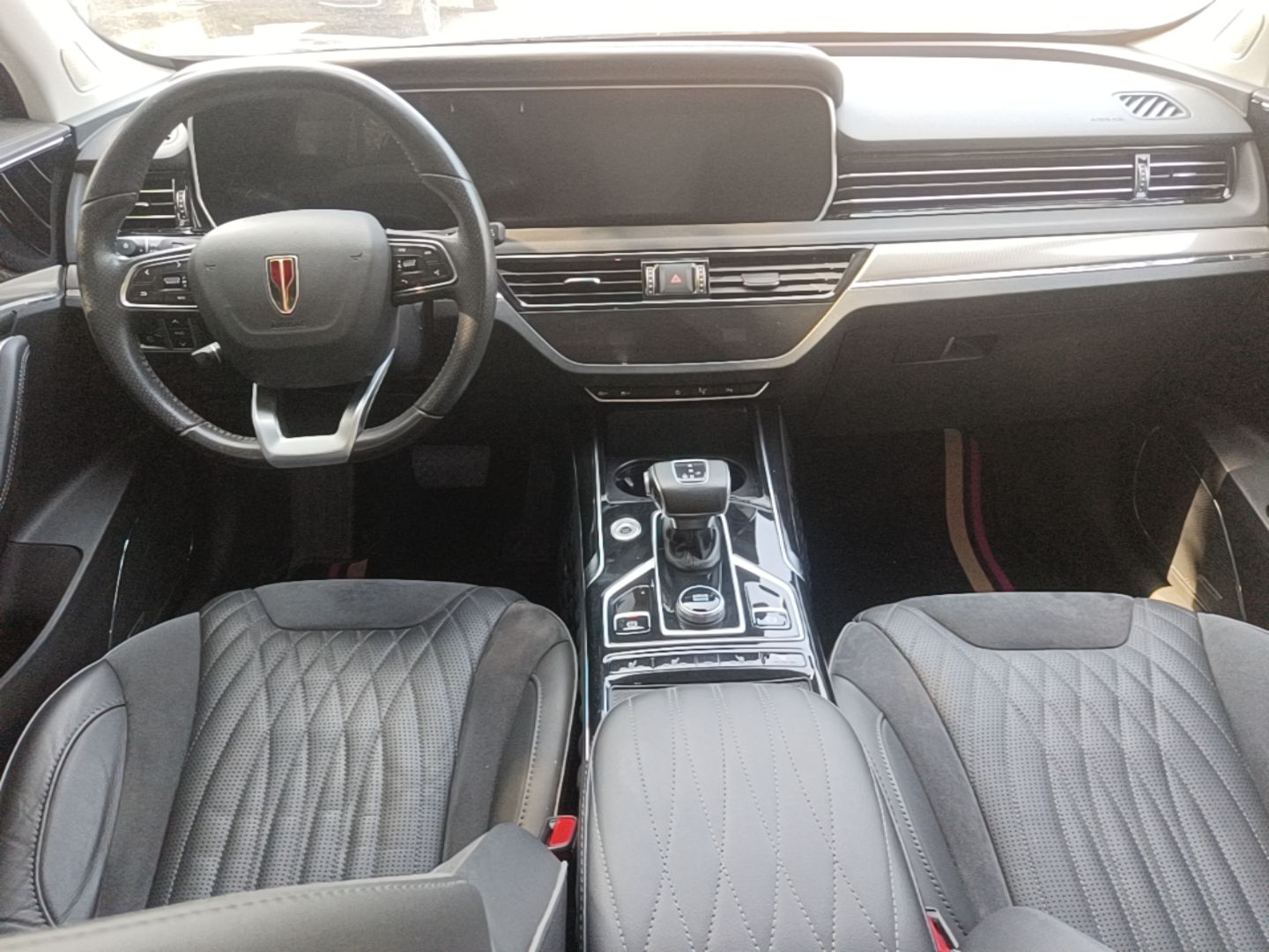 Hongqi HS5 2022 Facelifted Version 2.0T Smart Connect Flagship All-Wheel-Drive Edition — снимка 12
