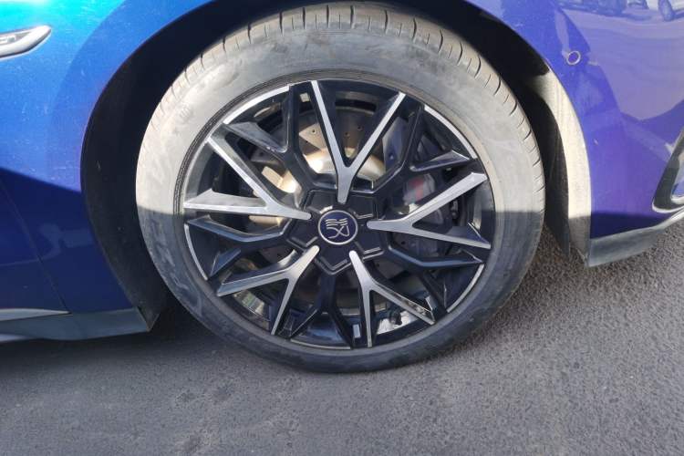 Used BYD Han 2022 EV Genesis Edition 610KM All-Wheel Drive Premium Model
