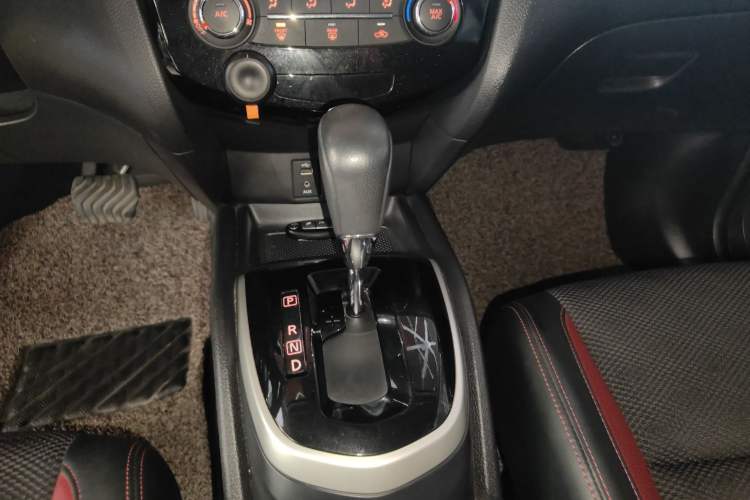 Used Nissan Qashqai 2016 2.0L CVT Luxury Edition
