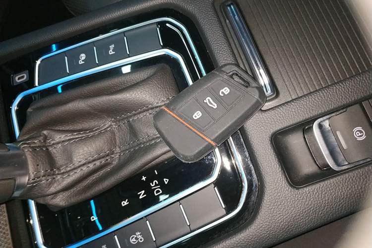 Used Volkswagen FAW-Volkswagen CC 2023 Hunting Vehicle 380TSI Hunter's Heart Edition