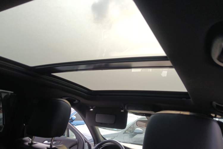 Used Cadillac XT4 2018 28T Two-Wheel Drive Tech Version Headliner