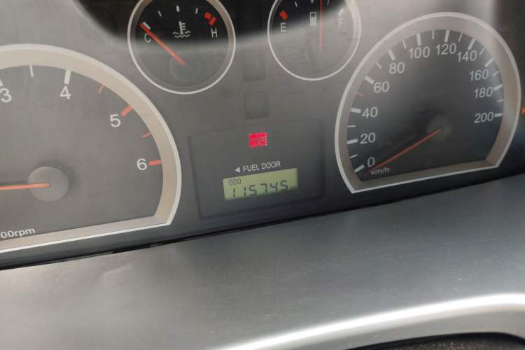 Used Huatai Santa Fe Classic 2012 2.0T Diesel Manual Two-Wheel Drive Hurricane Version
