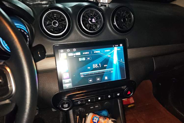 Used Cowin V3 2016 1.5L Automatic SmartConnect II Comfort Edition
