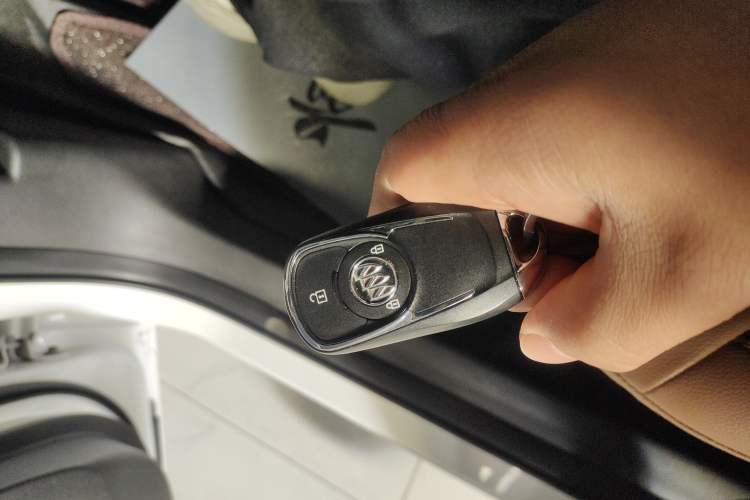 Used Buick GL6 2021 323T Mild Hybrid Connect Luxury Model