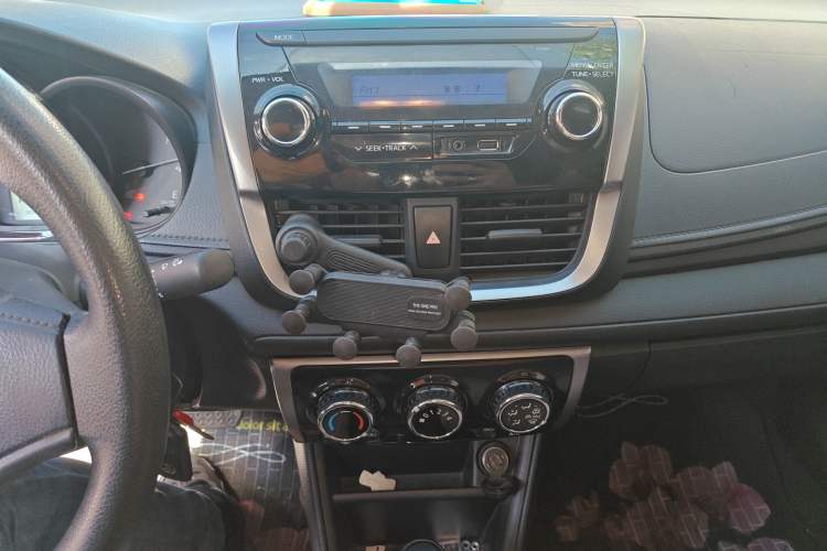 Used Toyota YARiS L Zhi Xiang 2017 1.5E CVT Dynamic Edition Audio And AC Panel