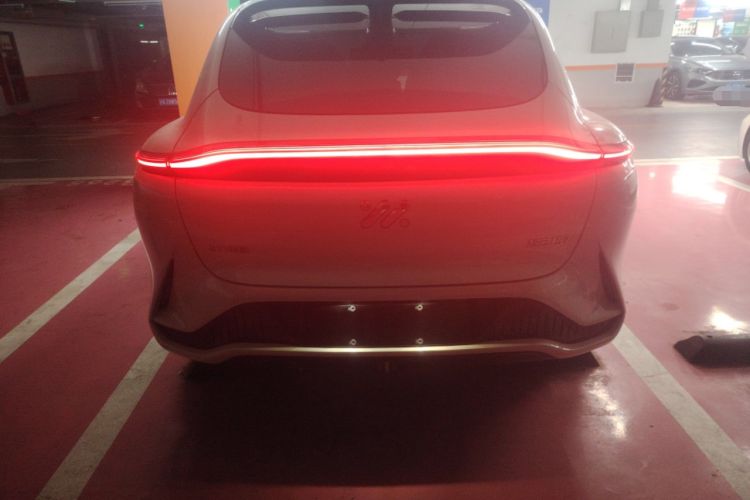 Used IM LS7 2023 90 kWh Elite Rear-Drive Version Rear